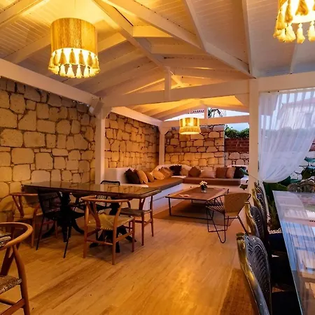 Alojamento de Acomodação e Pequeno-almoço 777 Adults Only